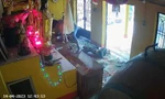 Nam thanh niên nghi 'ngáo đá' vào chùa đập phá tài sản