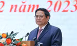 Thủ tướng yêu cầu giải quyết dứt điểm tình trạng thiếu vật tư, sinh phẩm y tế