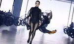 Phạm Băng Băng bị chê khi catwalk