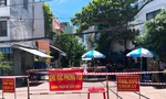 Khu vực phong tỏa ở phường Hải Cảng. Ảnh: N.L