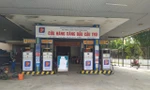 Treo biển hết xăng cả tuần vẫn không tìm được nguồn cung ứng