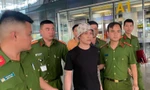 Di lý đối tượng trốn truy nã từ Thái Lan về Việt Nam 
