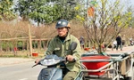 Nghề 'chở Tết' đến mọi nhà kiếm tiền triệu mỗi ngày