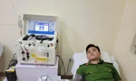 Chiến sĩ công an hiến máu cứu bệnh nhân qua cơn nguy kịch