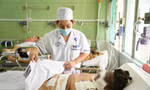 4 thiếu niên bị cụt tay, nguy kịch do chơi pháo tự chế