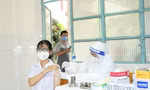 TPHCM hỗ trợ Sóc Trăng “thần tốc” tiêm vắc xin ngừa COVID-19