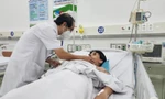 3 trẻ ngộ độc nặng sau ăn bánh mì ở Đồng Nai chuyển lên TPHCM điều trị