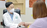Tự rạch da vì mắc bệnh hoang tưởng