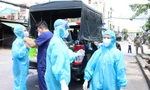 Nhân viên y tế tham gia hỗ trợ phòng chống dịch COVID-19 tại huyện Hóc Môn, TPHCM 