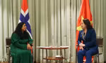 Phó Chủ tịch nước Võ Thị Ánh Xuân tiếp Bộ trưởng Văn hóa và Bình đẳng Na Uy Lubna Jaffery. (Ảnh: Mofa)