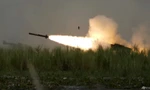 Một tên lửa HIMARS được phóng trong đợt tập trận chung ở Philippines tháng 10/2022. (Ảnh: AP)