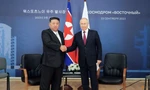 Lãnh đạo Triều Tiên và Nga trong cuộc gặp ngày 13/9. (Ảnh: Reuters)