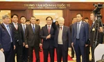 Tổng Bí thư Nguyễn Phú Trọng đến dự và phát biểu chỉ đạo Hội nghị Ngoại giao 32