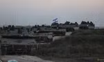 Xe tăng Israel ở khu vực gần biên giới giữa ngày 12/10. (Ảnh: Reuters)