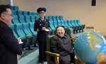 Báo chí Triều Tiên cho biết nhà lãnh đạo Kim Jong Un đã xem ảnh vệ tinh chụp hàng loạt thành phố của Hàn Quốc có căn cứ quân sự Mỹ. (Ảnh: KCNA)