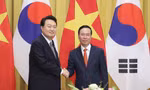 Chủ tịch nước Võ Văn Thưởng và Tổng thống Hàn Quốc Yoon Suk Yeol. (Ảnh: Như Ý)