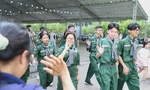 100 chiến sĩ nhí TPHCM trải nghiệm môi trường quân ngũ