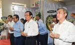 Bí thư Nguyễn Văn Nên và các lãnh đạo TPHCM viếng các nạn nhân vụ cháy cư xá Độc Lập