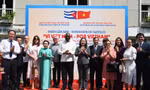 Lãnh đạo hai nước Việt Nam - Cuba dự khai mạc triển lãm 'Vì Việt Nam – Por Vietnam'