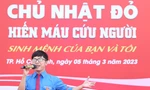 Thầy giáo 9x 'tiếp lửa' tại ngày hội hiến máu Chủ nhật Đỏ