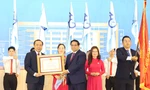 Thủ tướng trao Huân chương Lao động hạng Nhất tặng Đại học Quốc gia TPHCM