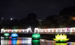 3.000 chiếc đèn lồng, 7 tòa sen dọc kênh Nhiêu Lộc mừng Đại lễ Vesak Liên Hợp Quốc 