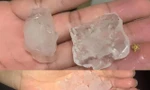 TPHCM bất ngờ xuất hiện mưa đá vào chiều tối nay