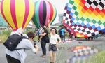 Háo hức đón khoảnh khắc khinh khí cầu bay lên bầu trời chào Quốc khánh