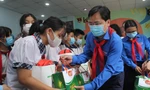 Bí thư thứ nhất T.Ư Đoàn khởi công công trình măng non, tặng quà cho thiếu nhi Thủ Đức