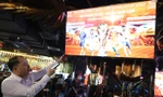 Hà Nội: Hàng quán chuẩn bị màn hình lớn phục vụ World Cup 2022
