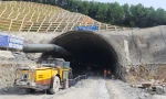 Cận cảnh thi công hầm xuyên núi trên cao tốc Diễn Châu - Bãi Vọt 