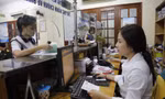Người dân thực hiện các thủ tục hành chính công