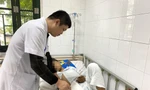 Nhiều thanh thiếu niên dập nát tay, thương tích đầy người vì nghịch đồ cấm