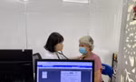 Từ 1/10, bệnh viện bắt buộc kê đơn thuốc điện tử: Không còn đất cho lạm dụng và kê sai