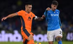 Lautaro Martinez và Di Lorenzo.