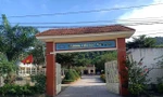 Thấy gì từ vụ phụ huynh cầm dao ép hiệu trưởng phải quỳ xin lỗi