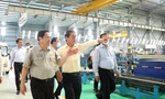 Thủ tướng Chính phủ thăm và làm việc tại Tập đoàn Thaco. Ảnh H. Văn