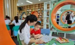 Bạn trẻ hào hứng trải nghiệm thư viện số cộng đồng đầu tiên ở xứ Quảng