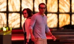 'Deadpool' Ryan Reynolds tình tứ với 'đả nữ' game giữa màn cháy nổ 'nóng rực' màn hình