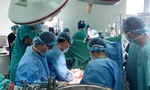 Cùng lúc ghép tạng thành công cho hai bệnh nhân mắc bệnh tim, gan tại Bệnh viện T.Ư Huế
