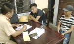 Công an lấy lời khai các 'quái xế'
