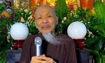 Thời điểm cảnh sát khám xét hộ bà Cúc, nơi đặt “Tịnh thất Bồng Lai”. Ảnh: Tân Châu 