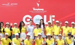 Đỗ Thị Hà, Ngọc Thảo cổ vũ gần 200 golfer tranh tài tại Tiền Phong Golf Championship 2022