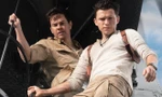 Phim bom tấn của "Người Nhện" Tom Holland bị cấm chiếu vì xuất hiện đường lưỡi bò