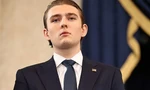 Diện mạo Barron Trump trong lễ nhậm chức của cha