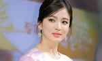 Song Hye Kyo dành 6 tháng tập hút thuốc