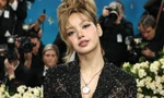 Mốt không quần táo bạo của Lisa (BlackPink) 