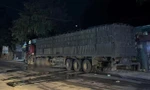 Hai thanh niên thương vong sau va chạm mạnh với xe đầu kéo