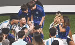 Messi và hai mối tình song song