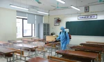 Các trường học sẽ tổng vệ sinh, phun khử khuẩn trước khi đón học sinh tựu trường. Ảnh: Như Ý 